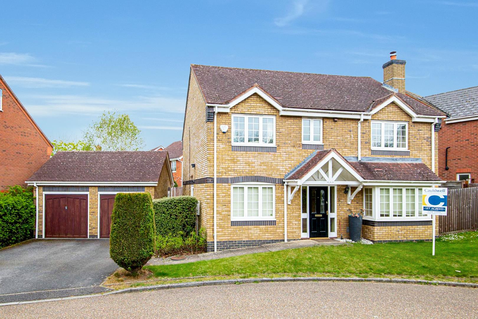 4 bed property in Carisbrooke Way, Milton Keynes